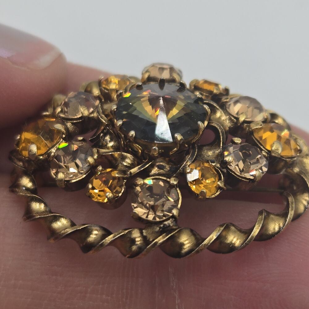 Vintage Made With Austrian Crystal Rivoli Stone Round Topaz Tone Brown Brooch